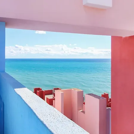 Coral In Muralla Roja